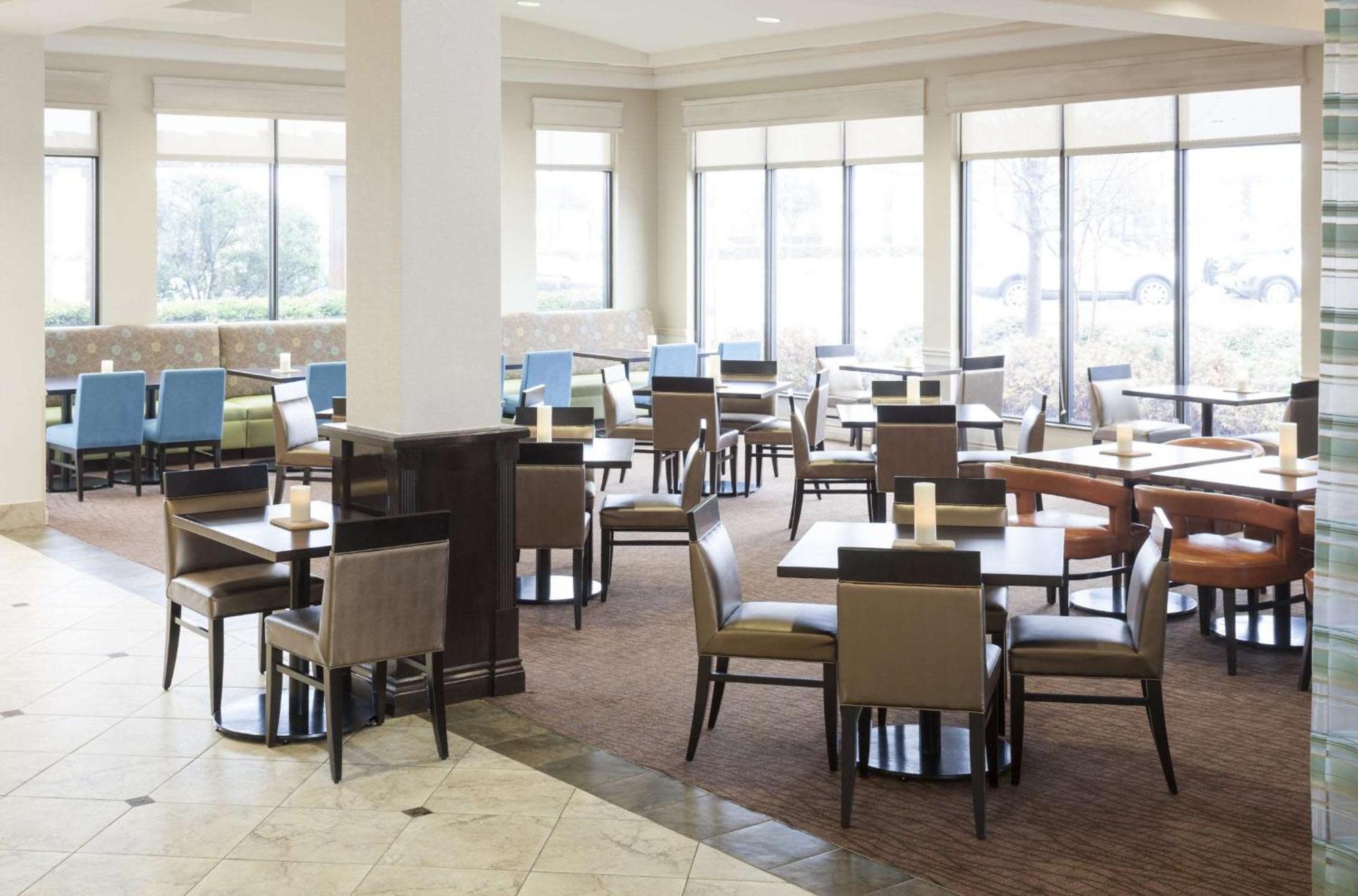Hilton Garden Inn Dallas Lewisville Exterior photo
